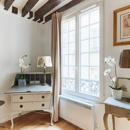 Bnbnova - Le Marais Appartamento