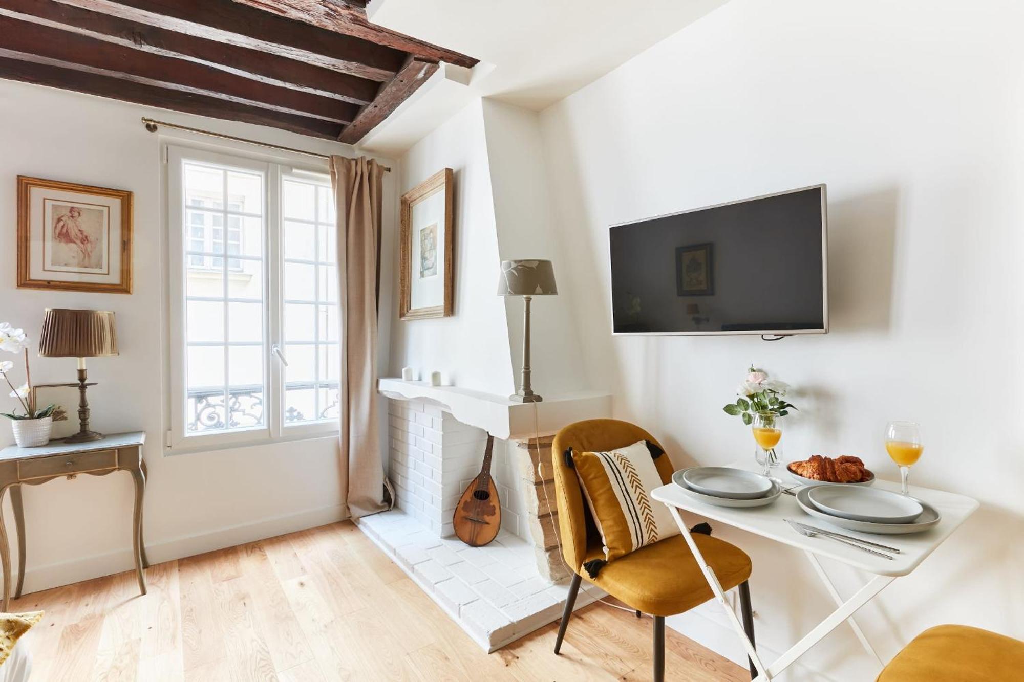 Bnbnova - Le Marais Appartamento *
